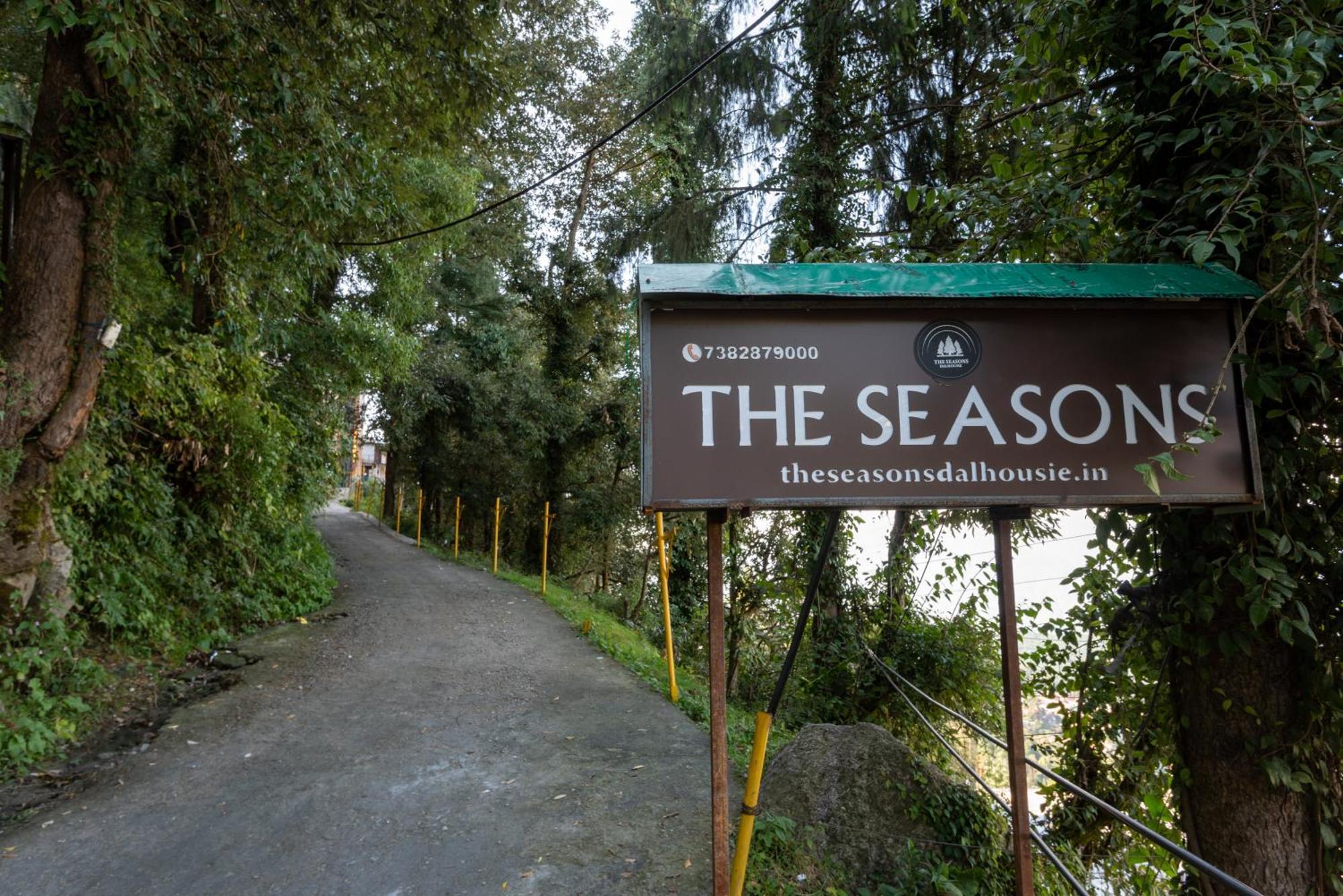 The Seasons Dalhousie - Best Valley View & Mountain View Hotel In Далхаузі Екстер'єр фото